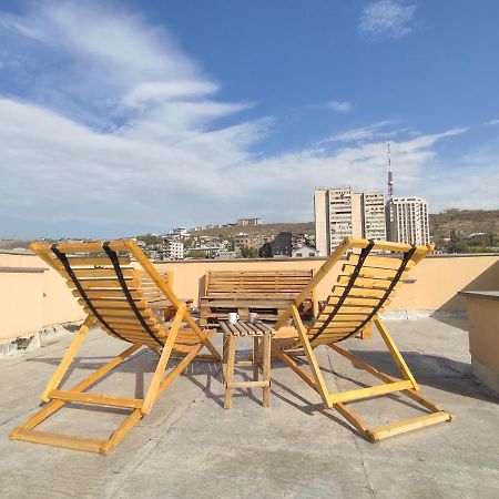 Hotelise I Bells-Of-Ireland Apartment Erivan Exterior foto